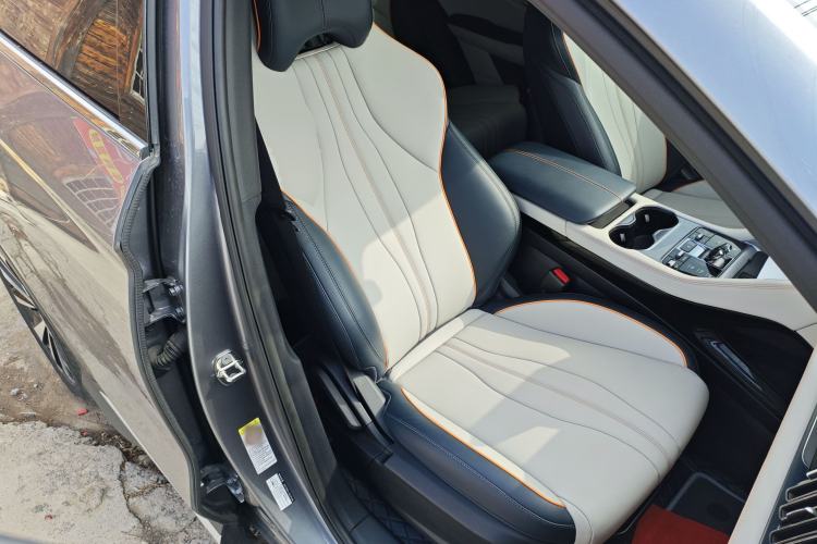 Used BYD Song PLUS New Energy 2024 HONOR Edition DM-i 110km Flagship Model Right Front Seat