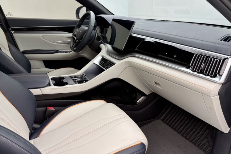 Used BYD Song PLUS New Energy 2024 HONOR Edition DM-i 110km Flagship Model Right Front Seat