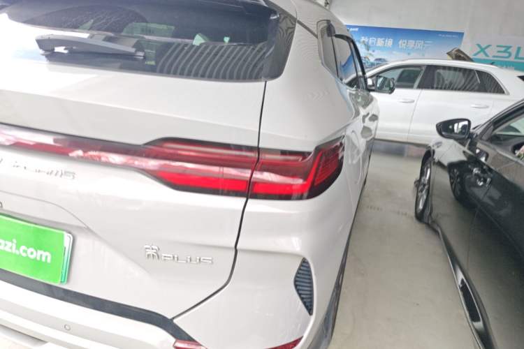 Used BYD Song PLUS New Energy 2024 Honor Edition EV 520km Premium Model Right Rear Taillight