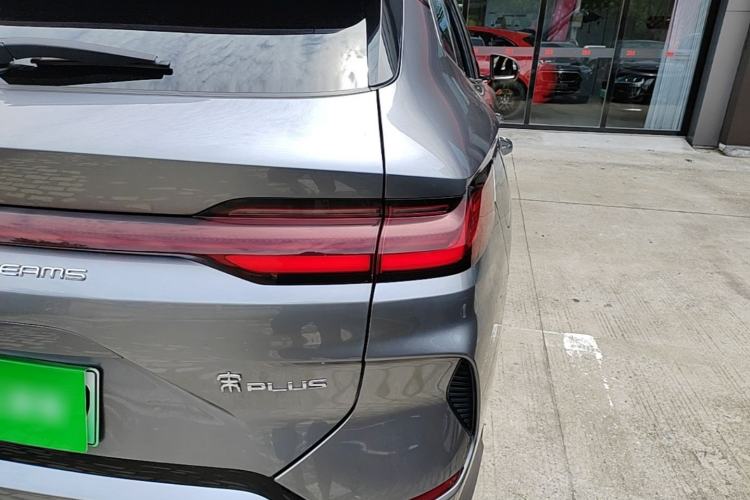 Used BYD Song PLUS New Energy 2024 Honor Edition EV 520km Premium Model Right Rear Taillight