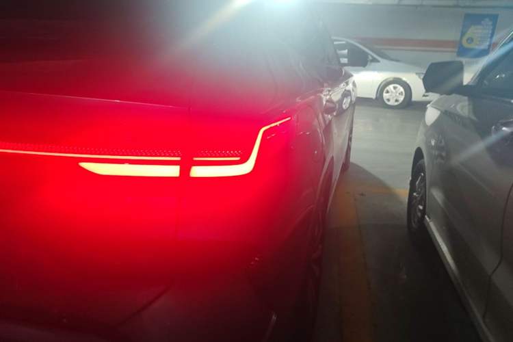 Used BYD Song PLUS New Energy 2024 HONOR Edition DM-i 110km Flagship PLUS Right Rear Taillight