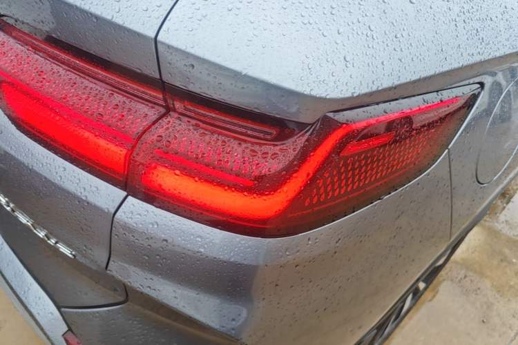 Used BYD Song PLUS New Energy 2024 HONOR Edition DM-i 150km Flagship PLUS Right Rear Taillight