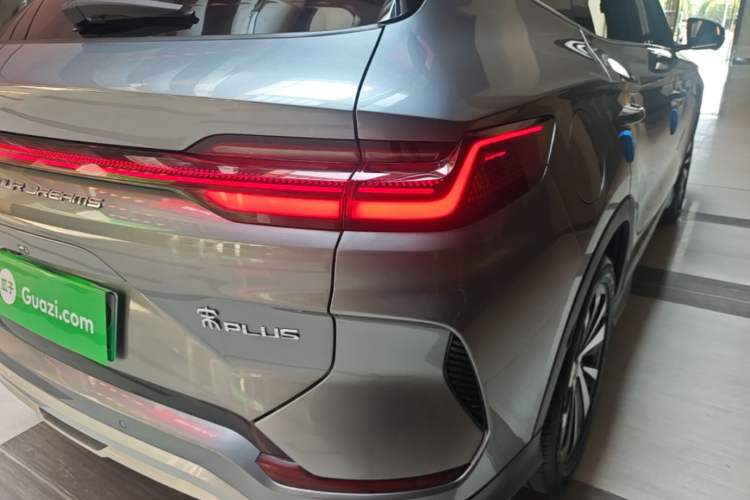 Used BYD Song PLUS New Energy 2024 HONOR Edition DM-i 150km Flagship PLUS Right Rear Taillight