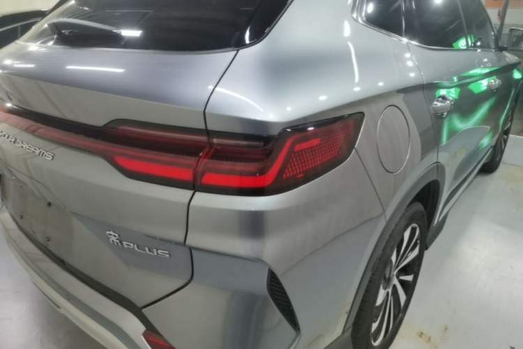 Used BYD Song PLUS New Energy 2024 Honor Edition EV 520km Flagship Model Right Rear Taillight
