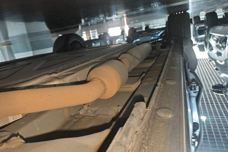 Used BYD Song PLUS New Energy 2024 HONOR Edition DM-i 110km Flagship PLUS Right Side Sill