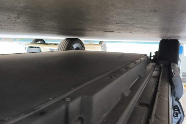 Used BYD Song PLUS New Energy 2024 Honor Edition EV 520km Premium Model Right Side Sill