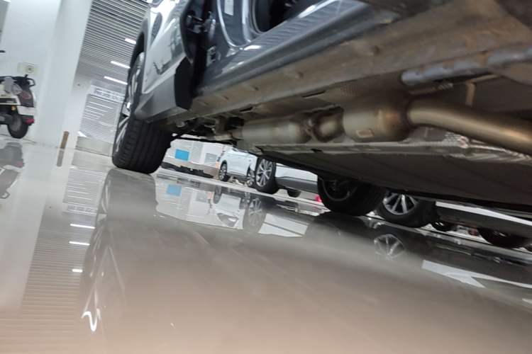 Used BYD Song PLUS New Energy 2024 HONOR Edition DM-i 110km Flagship Model Right Side Sill