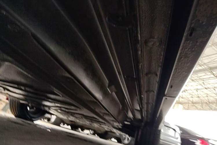 Used BYD Song PLUS New Energy 2024 Honor Edition EV 520km Flagship Model Right Side Sill