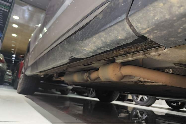 Used BYD Song PLUS New Energy 2024 HONOR Edition DM-i 110km Flagship Model Right Side Sill