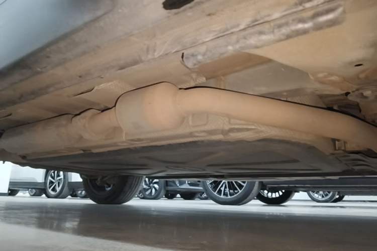 Used BYD Song PLUS New Energy 2024 HONOR Edition DM-i 110km Flagship Model Right Side Sill