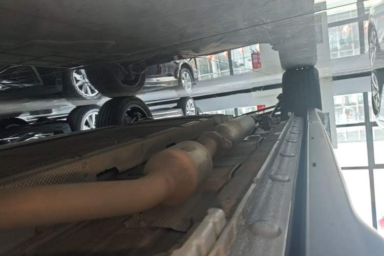 Used BYD Song PLUS New Energy 2024 HONOR Edition DM-i 71km Luxury Model Right Side Sill