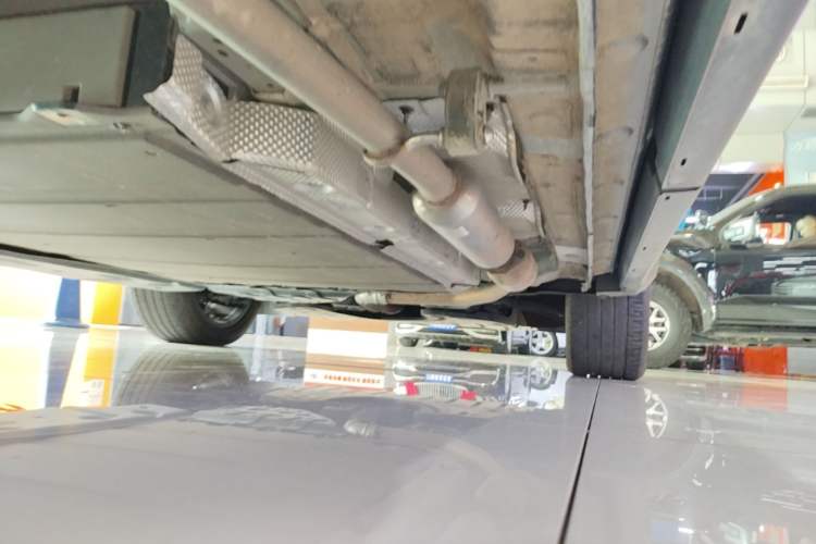 Used BYD Song PLUS New Energy 2024 HONOR Edition DM-i 110km Flagship PLUS Right Side Sill