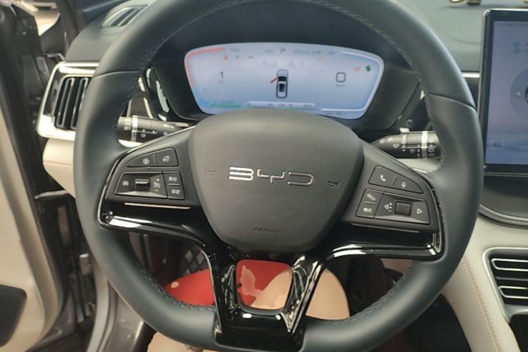 Used BYD Song PLUS New Energy 2024 HONOR Edition DM-i 110km Flagship Model Steering Wheel