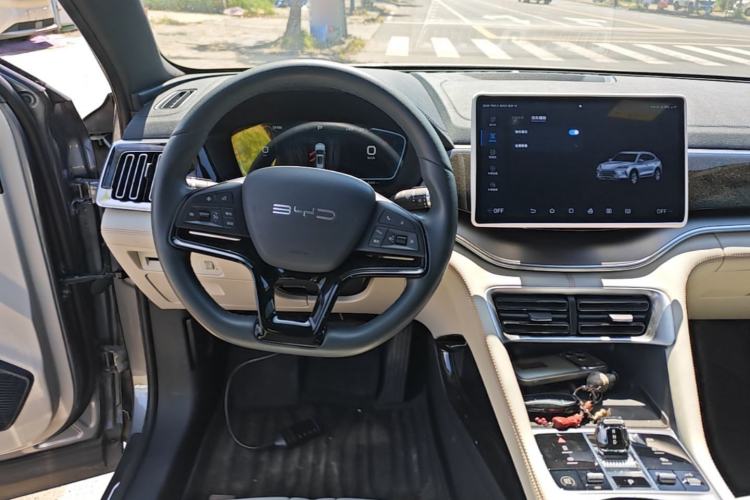 Used BYD Song PLUS New Energy 2024 HONOR Edition DM-i 110km Flagship Model Steering Wheel