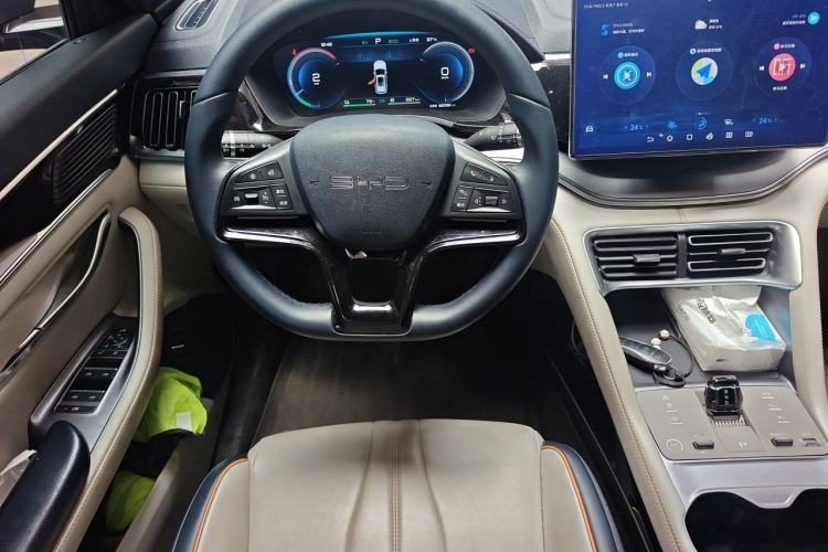 Used BYD Song PLUS New Energy 2024 HONOR Edition DM-i 110km Flagship Model Steering Wheel