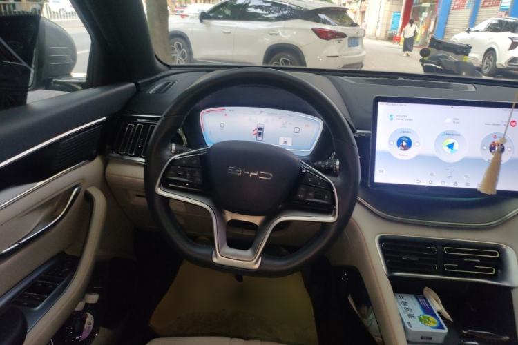 Used BYD Song PLUS New Energy 2024 HONOR Edition DM-i 110km Flagship PLUS Steering Wheel