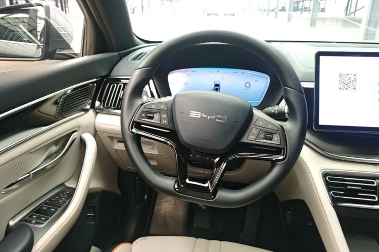 Used BYD Song PLUS New Energy 2024 HONOR Edition DM-i 110km Flagship Model Steering Wheel