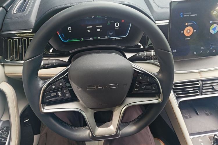 Used BYD Song PLUS New Energy 2024 HONOR Edition DM-i 150km Flagship PLUS Steering Wheel