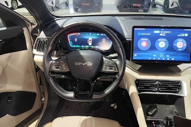 Used BYD Song PLUS New Energy 2024 HONOR Edition DM-i 110km Flagship Model Steering Wheel