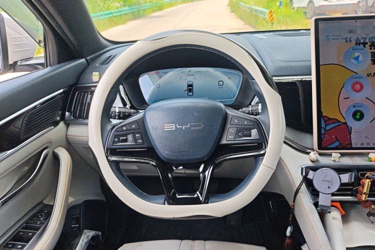 Used BYD Song PLUS New Energy 2024 HONOR Edition DM-i 110km Flagship Model Steering Wheel