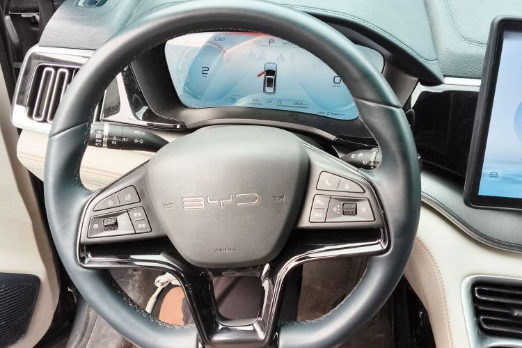Used BYD Song PLUS New Energy 2024 HONOR Edition DM-i 110km Flagship Model Steering Wheel