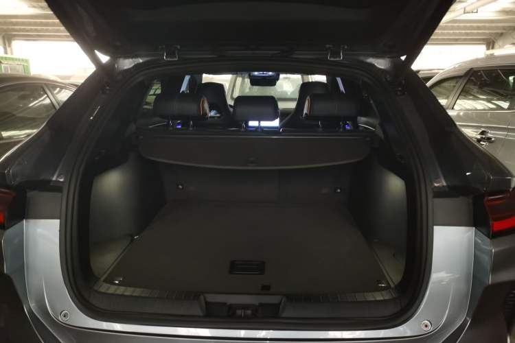 Used BYD Song PLUS New Energy 2024 HONOR Edition DM-i 150km Flagship PLUS Trunk