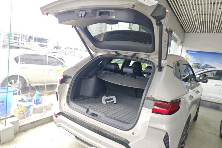 Used BYD Song PLUS New Energy 2024 Honor Edition EV 520km Premium Model Trunk
