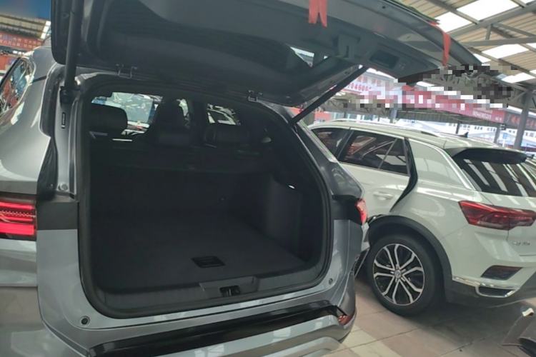 Used BYD Song PLUS New Energy 2024 HONOR Edition DM-i 110km Flagship Model Trunk