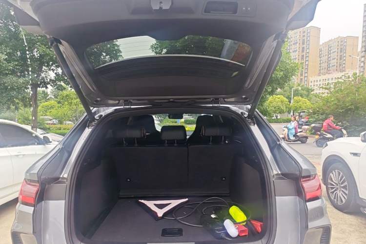 Used BYD Song PLUS New Energy 2024 HONOR Edition DM-i 110km Flagship Model Trunk