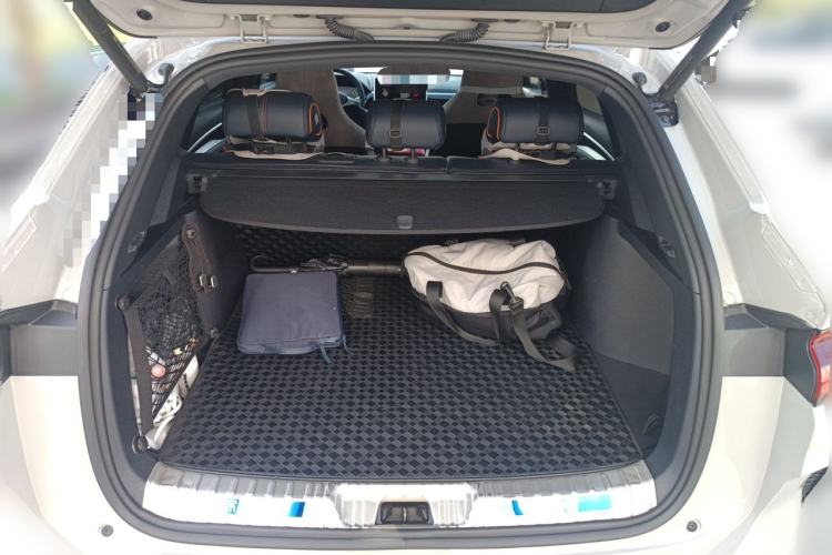 Used BYD Song PLUS New Energy 2024 HONOR Edition DM-i 71km Luxury Model Trunk