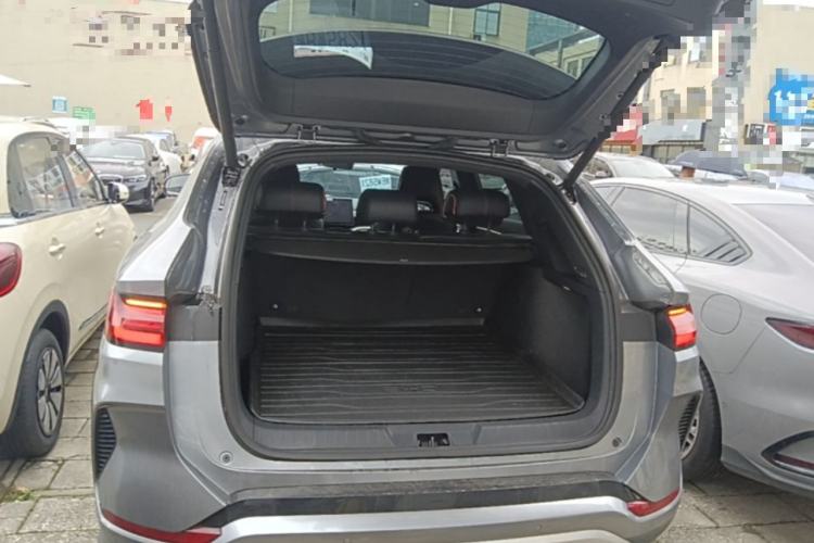Used BYD Song PLUS New Energy 2024 Honor Edition EV 520km Premium Model Trunk