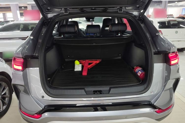 Used BYD Song PLUS New Energy 2024 HONOR Edition DM-i 110km Flagship Model Trunk