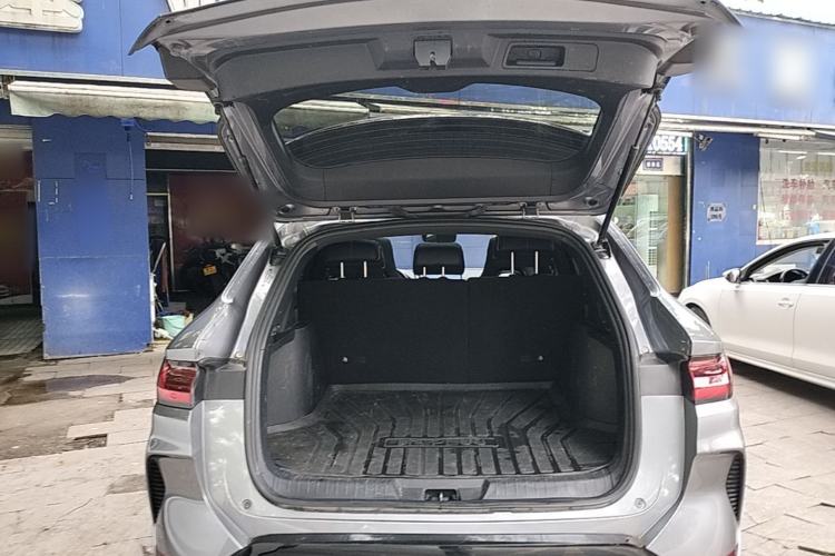 Used BYD Song PLUS New Energy 2024 Honor Edition EV 520km Luxury Model Trunk