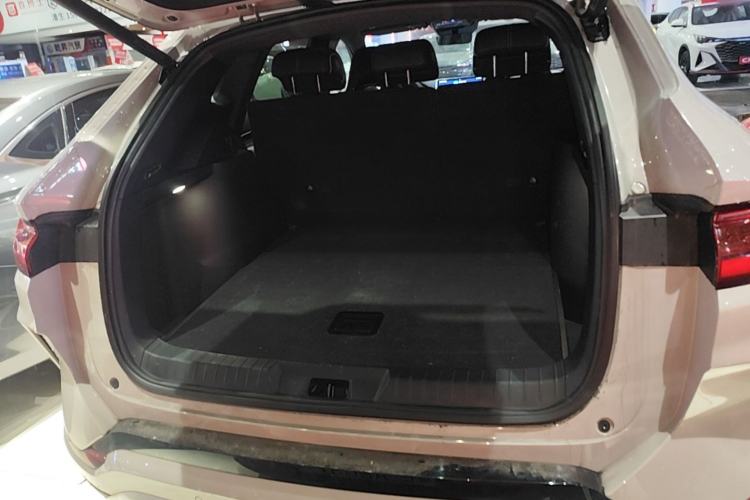 Used BYD Song PLUS New Energy 2024 HONOR Edition DM-i 110km Flagship Model Trunk