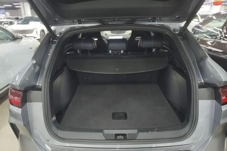 Used BYD Song PLUS New Energy 2024 HONOR Edition DM-i 110km Flagship Model Trunk