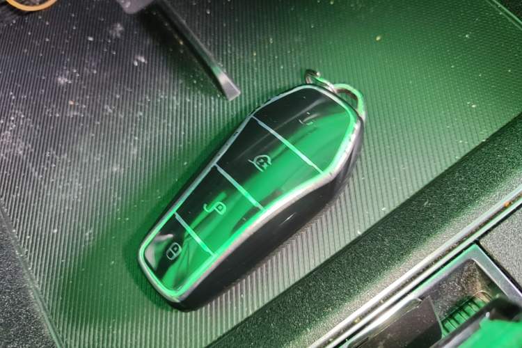 Used BYD Song PLUS New Energy 2024 HONOR Edition DM-i 110km Flagship Model Vehicle Key