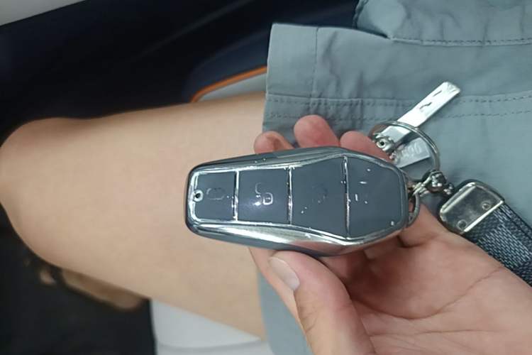 Used BYD Song PLUS New Energy 2024 HONOR Edition DM-i 110km Flagship Model Vehicle Key