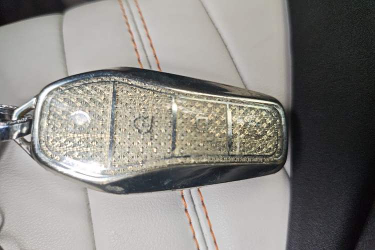 Used BYD Song PLUS New Energy 2024 HONOR Edition DM-i 110km Flagship Model Vehicle Key
