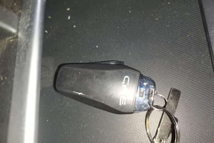 Used BYD Song PLUS New Energy 2024 HONOR Edition DM-i 71km Luxury Model Vehicle Key