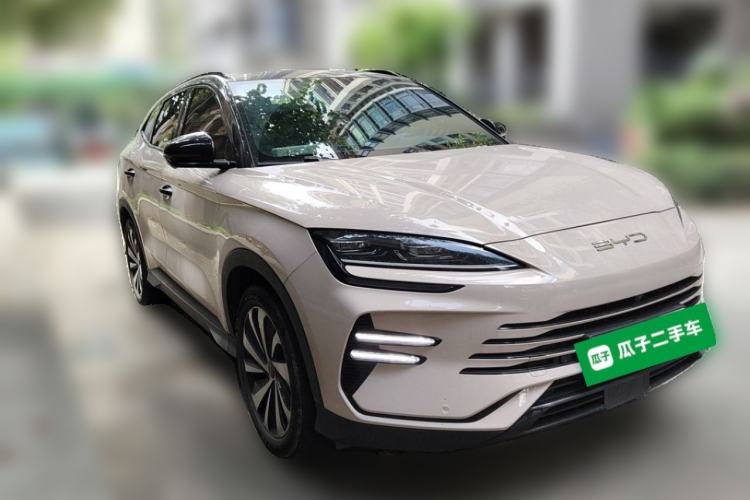 Used BYD Song PLUS New Energy 2024 HONOR Edition DM-i 110km Flagship Model Front Right 45 Deg