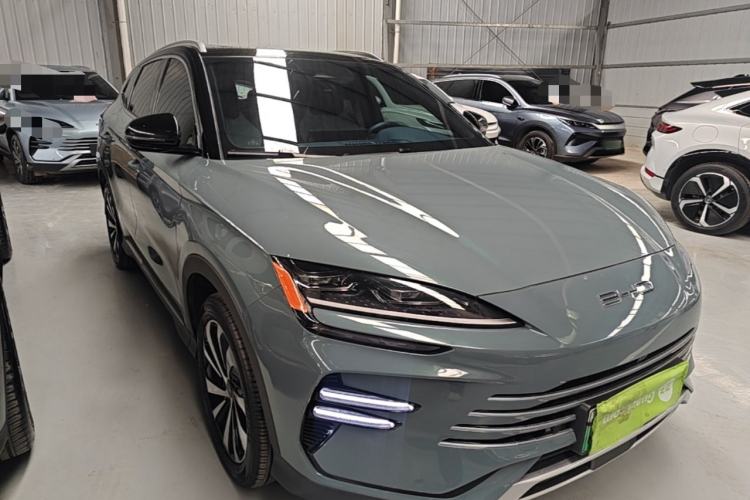Used BYD Song PLUS New Energy 2024 HONOR Edition DM-i 110km Flagship PLUS Front Right 45 Deg