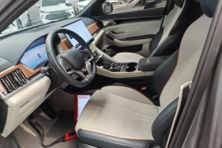 Used BYD Song PLUS New Energy 2024 HONOR Edition DM-i 110km Flagship PLUS Left Front Seat