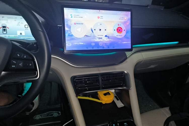 Used BYD Song PLUS New Energy 2024 HONOR Edition DM-i 110km Flagship PLUS Audio And AC Panel