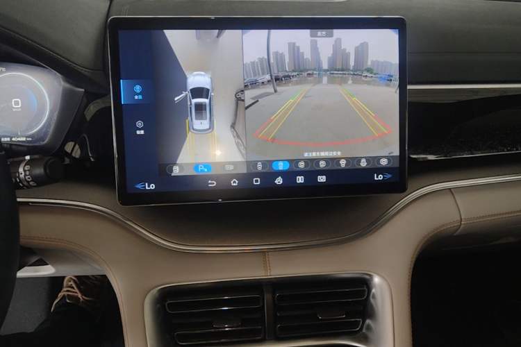 Used BYD Song PLUS New Energy 2024 HONOR Edition DM-i 110km Flagship Model Audio And AC Panel