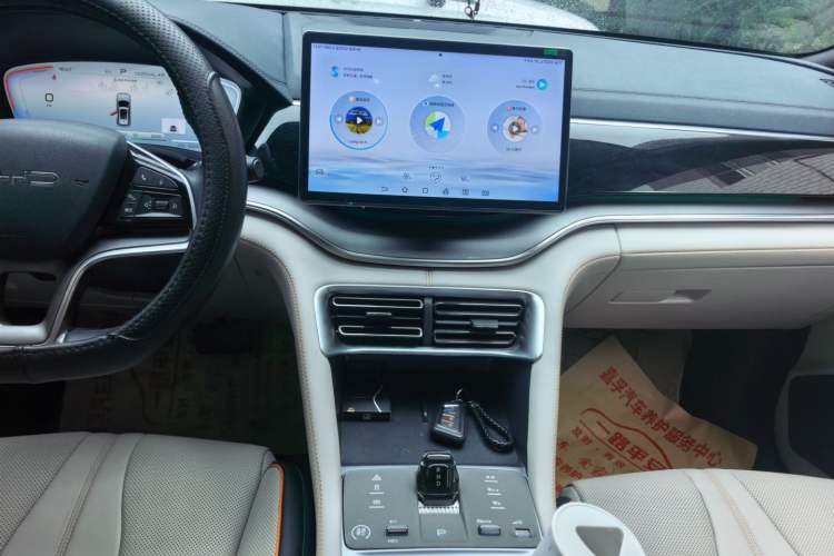 Used BYD Song PLUS New Energy 2024 HONOR Edition DM-i 110km Flagship PLUS Audio And AC Panel