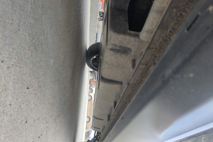 Used BYD Song PLUS New Energy 2024 HONOR Edition DM-i 110km Flagship PLUS Chassis Front Left
