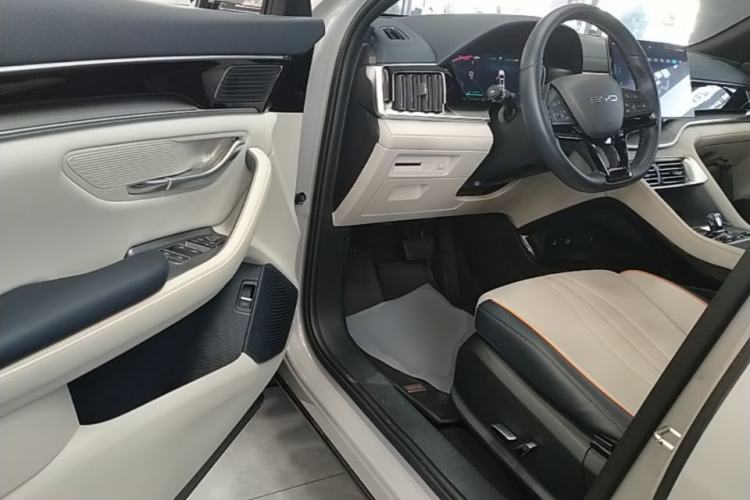 Used BYD Song PLUS New Energy 2024 Honor Edition EV 520km Premium Model Driver Seat