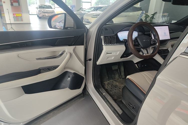 Used BYD Song PLUS New Energy 2024 HONOR Edition DM-i 150km Flagship PLUS Driver Seat