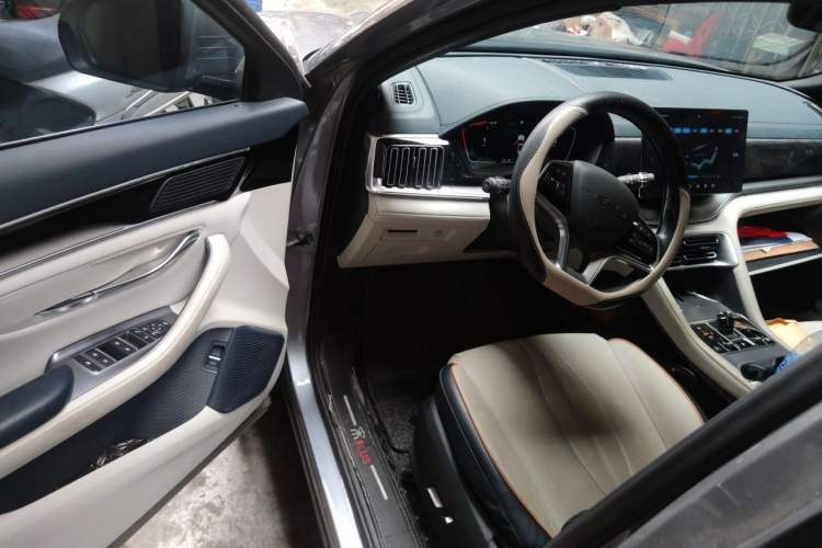 Used BYD Song PLUS New Energy 2024 Honor Edition EV 520km Flagship Model Driver Seat
