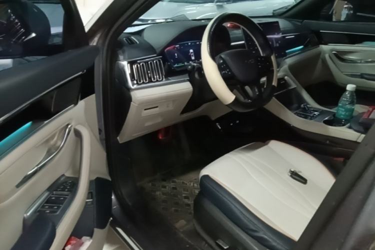 Used BYD Song PLUS New Energy 2024 HONOR Edition DM-i 110km Flagship Model Driver Seat